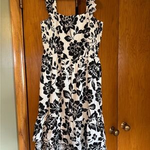 Draper James White Top with Black Accents